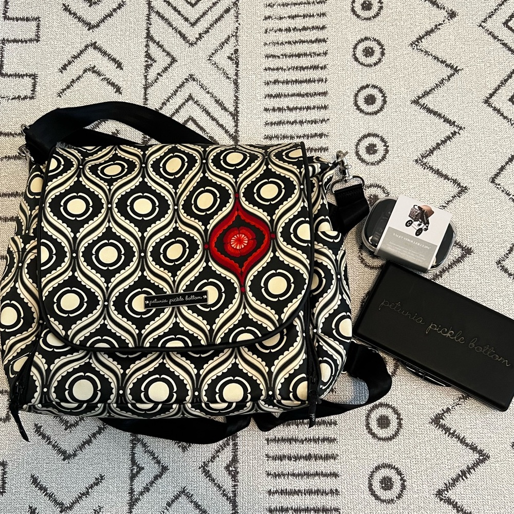 Petunia pickle bottom diaper bag